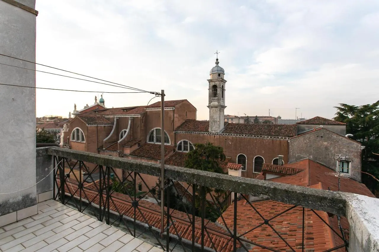 Appartamento Venice Lance With Lift, 2 Minutes Walk From The Train Station Italia
