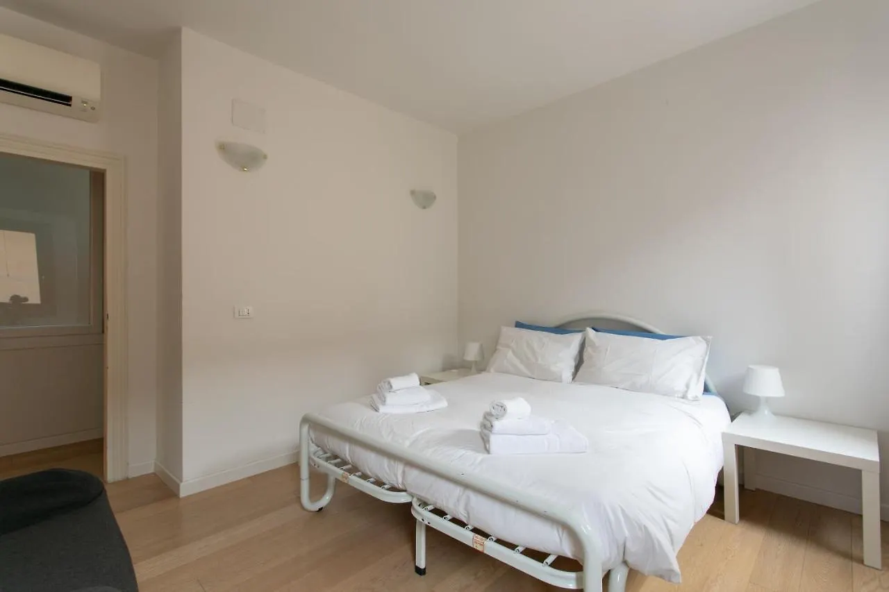 Venice Lance With Lift, 2 Minutes Walk From The Train Station Italy