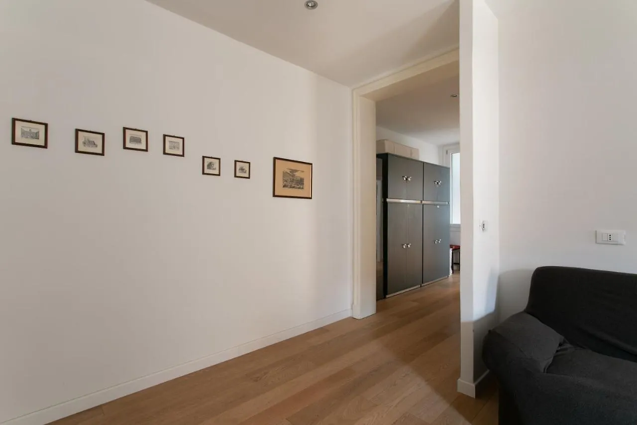 Apartment Venice Lance With Lift, 2 Minutes Walk From The Train Station